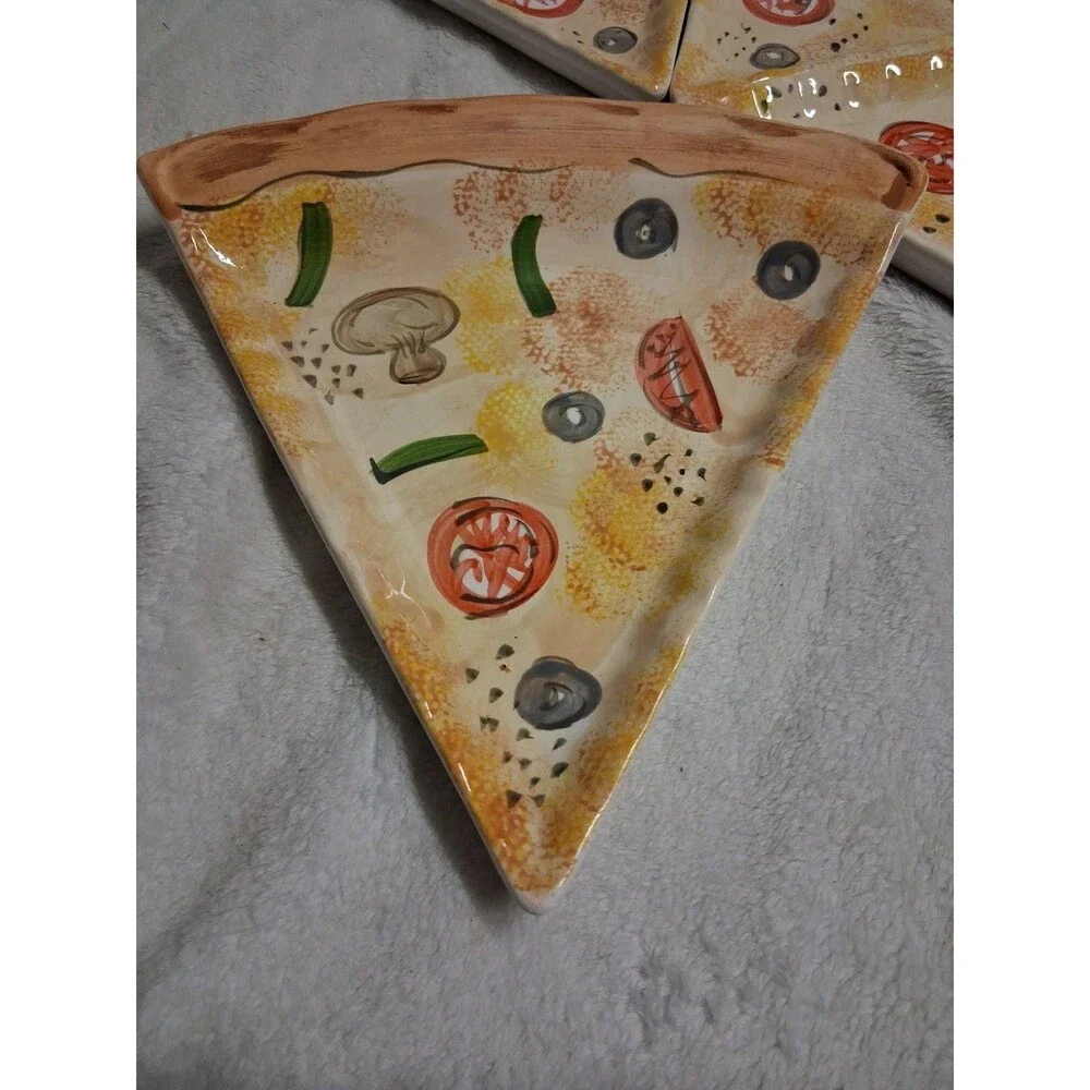 6 Pizza Ceramic Plates Noble Excellence Triangle shape See Pics 1 Sm Chip
